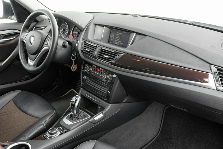 BMW X1 xDrive 18d SportLine Podgrz.f 2 stref klima Ambient Cz.park Salon PL zdjęcie 38