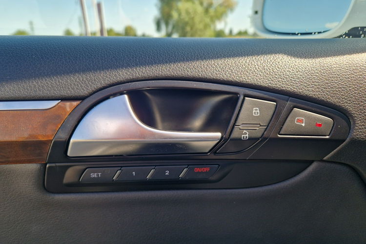 Q7 Audi Q7 Bezwypadkowy KlimatyzowaneFotele Czuj.MartwegoPola Panorama zdjęcie 12