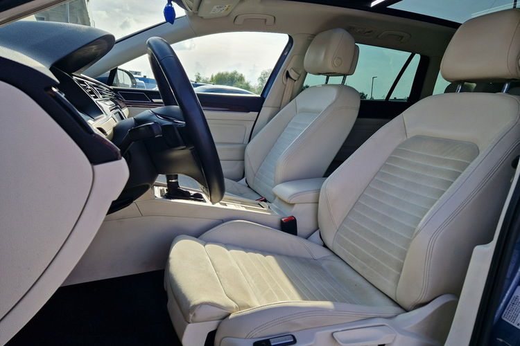 Volkswagen Passat Vokswagen Passat 4Motion Panorama Webasto DSG Czujniki360 GwarancjaROK zdjęcie 12