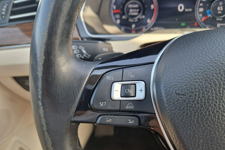 Volkswagen Passat Vokswagen Passat 4Motion Panorama Webasto DSG Czujniki360 GwarancjaROK zdjęcie 14