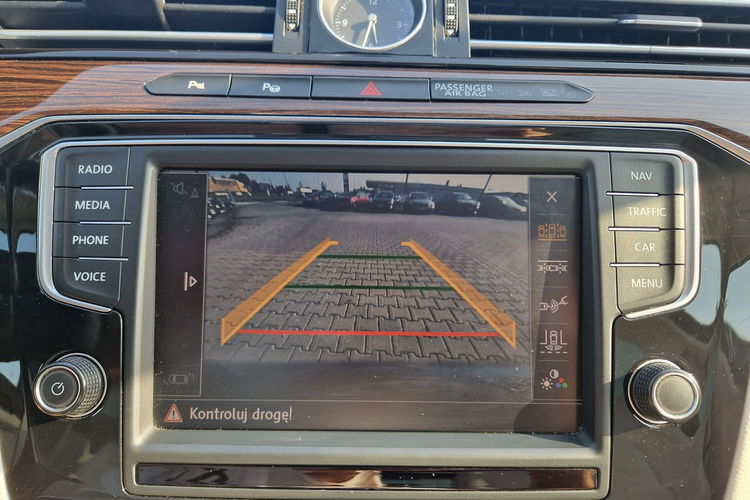 Volkswagen Passat Vokswagen Passat 4Motion Panorama Webasto DSG Czujniki360 GwarancjaROK zdjęcie 23