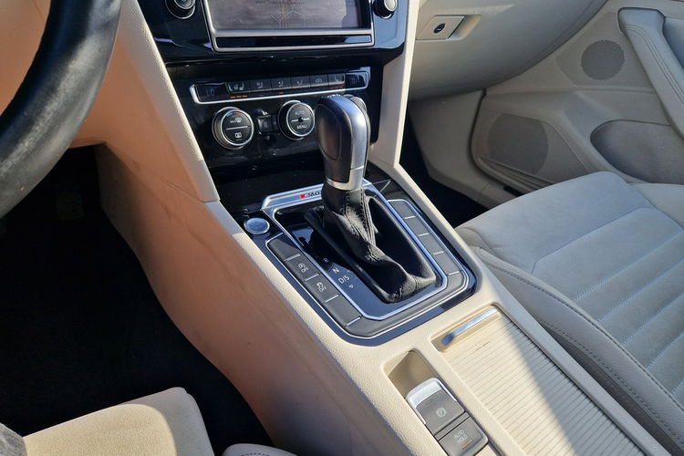 Volkswagen Passat Vokswagen Passat 4Motion Panorama Webasto DSG Czujniki360 GwarancjaROK zdjęcie 26