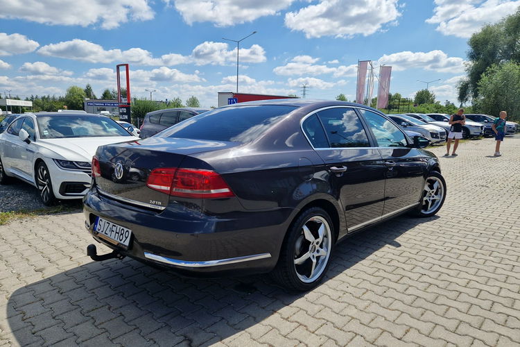 Passat Volkswagen Passat Salon Polska Key-Less Auto-Hold 6-Biegów HAK LED zdjęcie 2