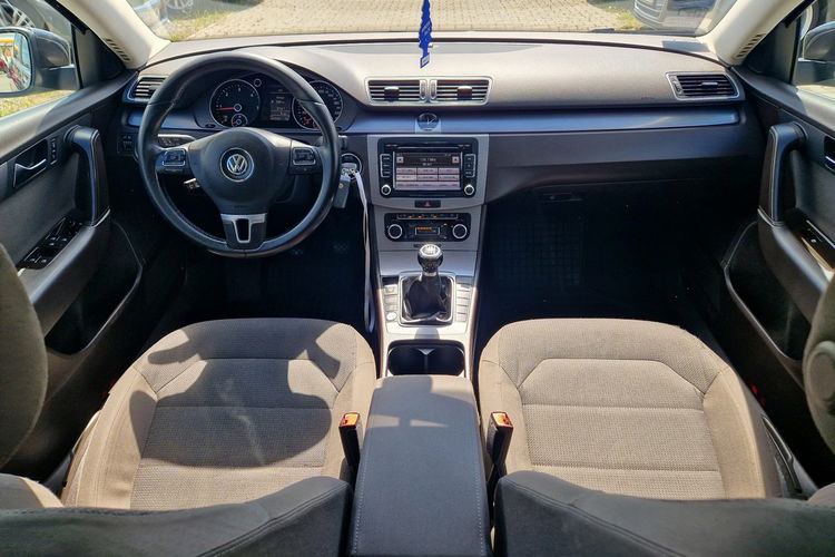 Passat Volkswagen Passat Salon Polska Key-Less Auto-Hold 6-Biegów HAK LED zdjęcie 24