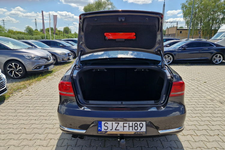 Passat Volkswagen Passat Salon Polska Key-Less Auto-Hold 6-Biegów HAK LED zdjęcie 8