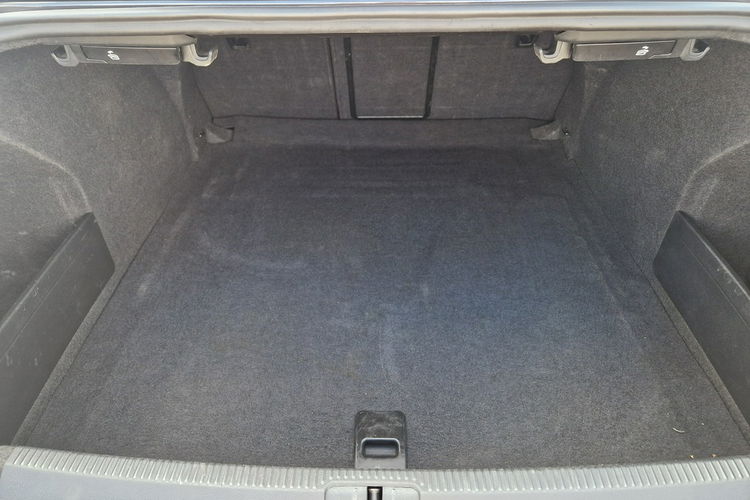 Passat Volkswagen Passat Salon Polska Key-Less Auto-Hold 6-Biegów HAK LED zdjęcie 9