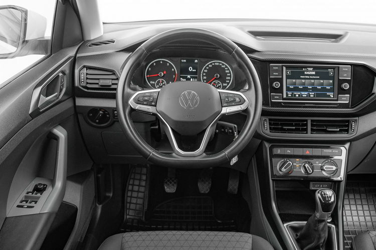 Volkswagen T-Cross 1.0 TSI 95KM LIFE Cz.park KLIMA Front Assist Salon PL VAT23% zdjęcie 17