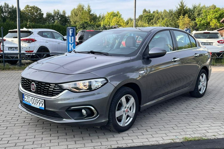 Fiat Tipo Ekonomiczny Diesel Niski Przebieg zdjęcie 9