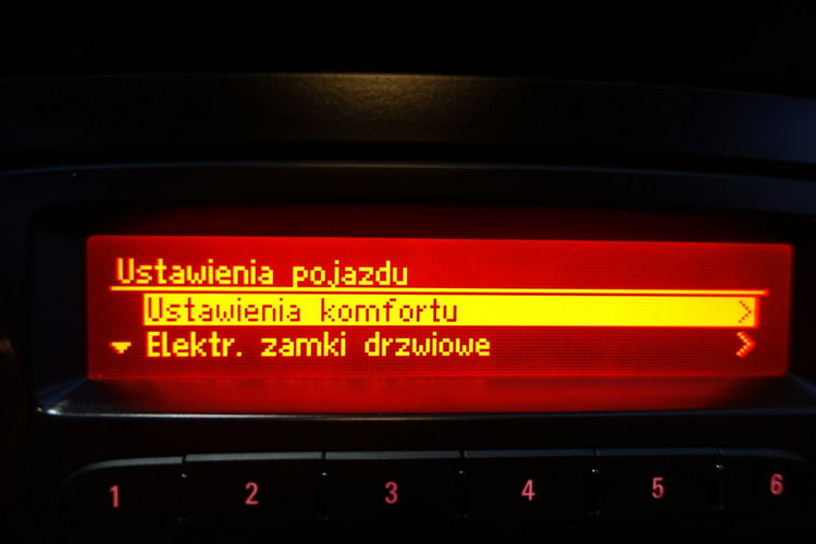 Opel Corsa 3 Lata GWARANCJA I-wł Kraj Bezwypadkowy 1.4i 90KM FV vat 23% JAK NOWA 4x2 zdjęcie 22
