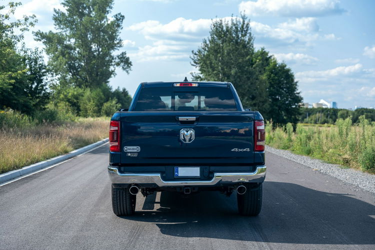 Dodge 1500 5.7 V8 HEMI / Crew Cab LONG HORN LIMITED / Bogate wyposażenie / 2021 zdjęcie 3