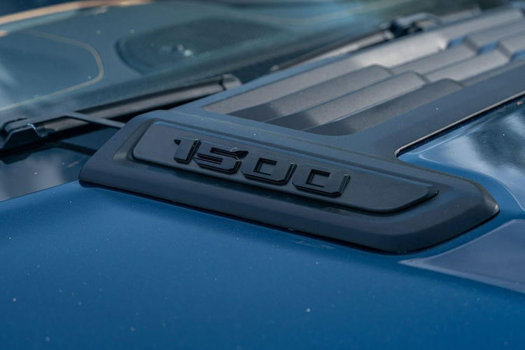 Dodge 1500 5.7 V8 HEMI / Crew Cab LONG HORN LIMITED / Bogate wyposażenie / 2021 zdjęcie 9