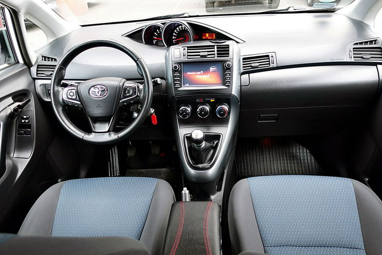 Toyota Verso 3Lata GWARANCJA I-wł Kraj Bezwypadkowa Kamera+SafetySense+TEMPOMAT 4x2 zdjęcie 10