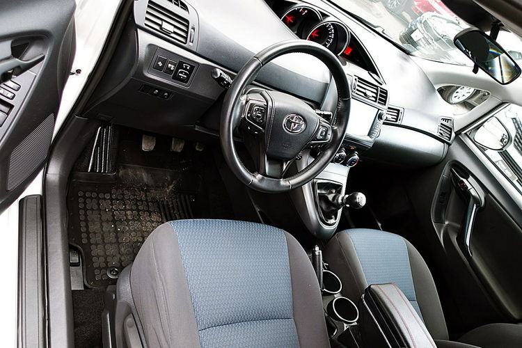 Toyota Verso 3Lata GWARANCJA I-wł Kraj Bezwypadkowa Kamera+SafetySense+TEMPOMAT 4x2 zdjęcie 13