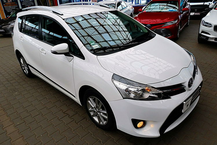 Toyota Verso 3Lata GWARANCJA I-wł Kraj Bezwypadkowa Kamera+SafetySense+TEMPOMAT 4x2 zdjęcie 53