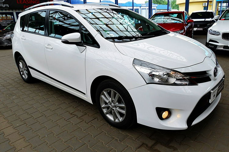 Toyota Verso 3Lata GWARANCJA I-wł Kraj Bezwypadkowa Kamera+SafetySense+TEMPOMAT 4x2 zdjęcie 61