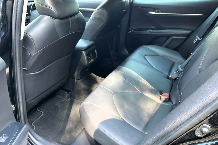 Toyota Camry 2.5 HSD 218KM EXECUTIVE, salon Polska, gwarancja, FV23% zdjęcie 11