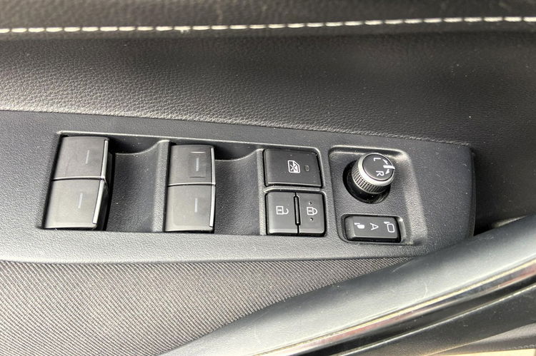 Toyota Corolla 1.8 HSD 122KM COMFORT TECH, salon Polska, gwarancja, FV23% zdjęcie 19