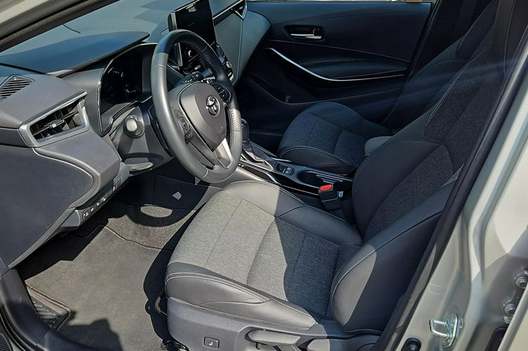Toyota Corolla 2.0 HSD 184KM COMFORT STYLE TECH, salon Polska, gwarancja zdjęcie 10