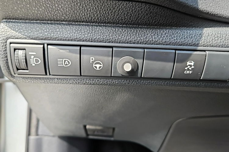 Toyota Corolla 2.0 HSD 184KM COMFORT STYLE TECH, salon Polska, gwarancja zdjęcie 20