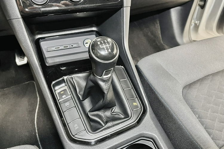 Volkswagen Golf Sportsvan 1.6 TDI 116KM Face Lift Navi HIGHLINE Klimatronic Kamera LED NIEMIEC zdjęcie 24