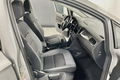 samochód osobowy Volkswagen zdjęcie 25