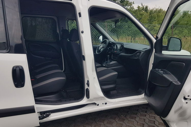 Fiat Doblo 5 OSÓB KLIMA 2xDRZWI BOCZNE PRZESUWNE KRAJOWY AC zdjęcie 17