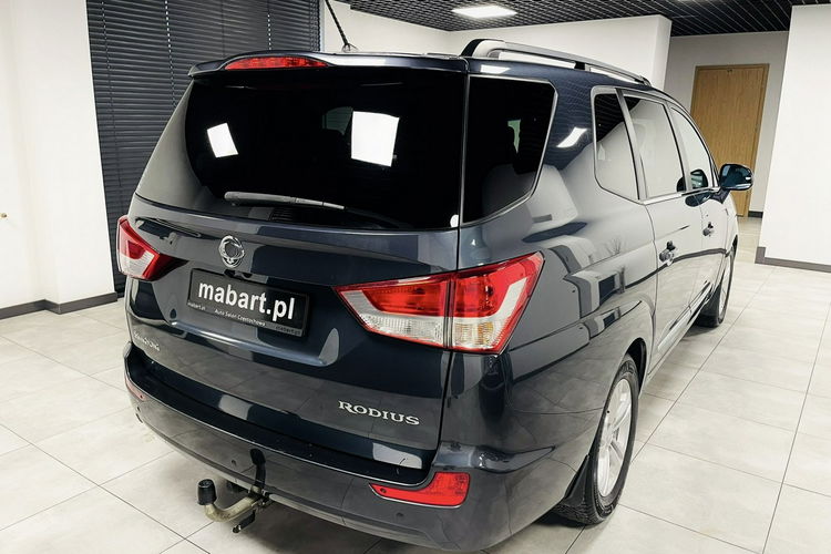 SsangYong Rodius 2.2 eXDi 178KM Sapphire Salonka Fotele Kapitan 7-osobowy IdeaŁNIEMIEC zdjęcie 4
