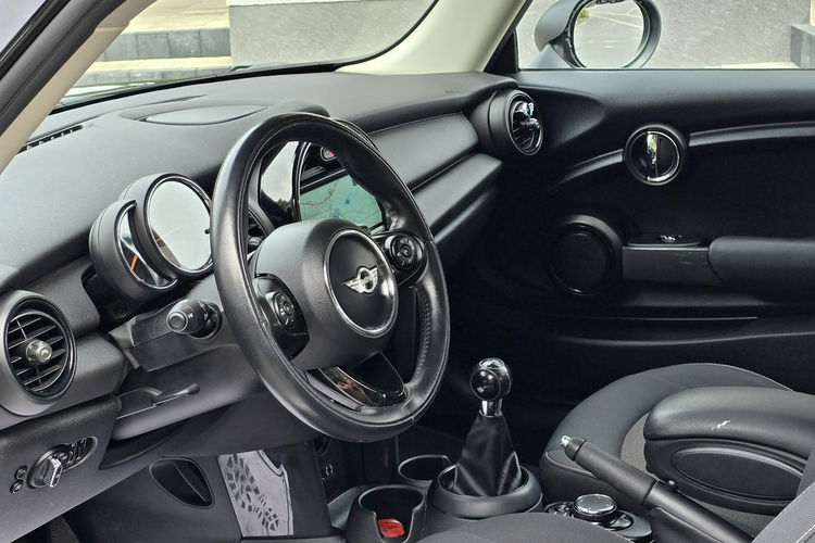 MINI Cooper 1.5 D 95KM / I-właściciel / / Bezwypadkowy zdjęcie 7