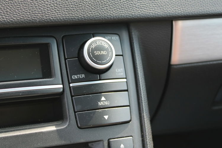 Volvo XC 90 Skóry Panorama Monitory 7 miejsc salonPL D5 zdjęcie 19