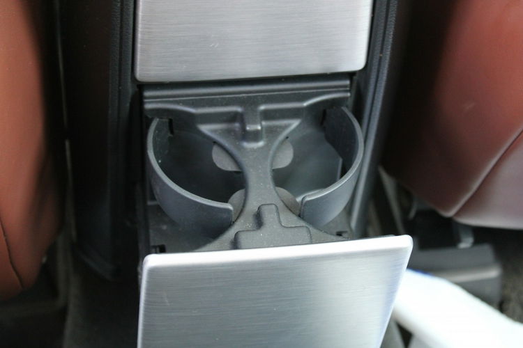 Volvo XC 90 Skóry Panorama Monitory 7 miejsc salonPL D5 zdjęcie 29