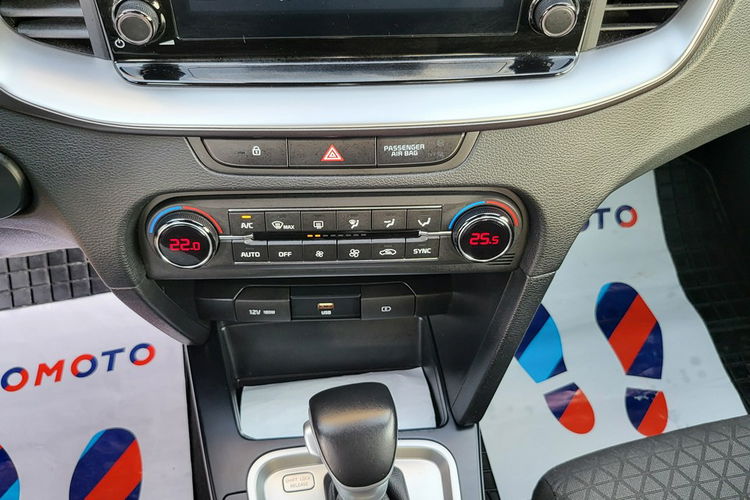 Kia Cee'd 2020-21rTylko Salon Polska 1Właściciel GWARANCJA BEZWYPADKOWY zdjęcie 15