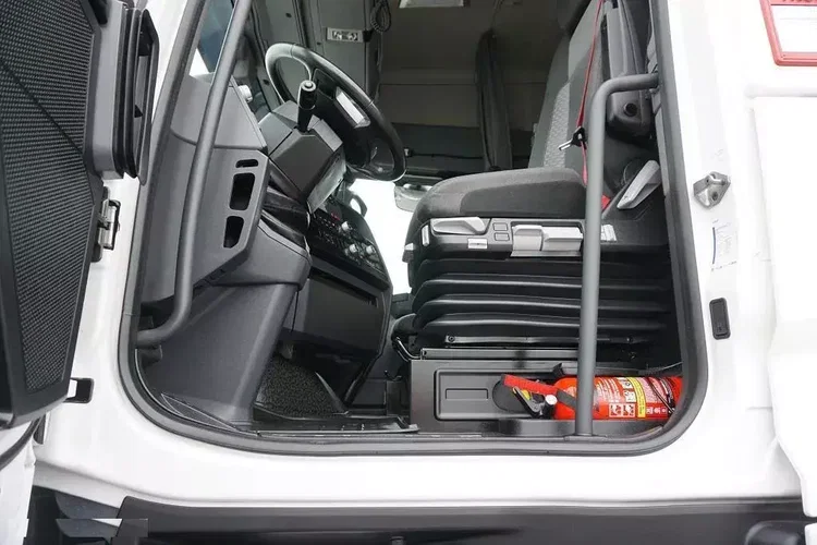 Renault / T 480 / EURO 6 / ACC / HIGH CAB / NOWY MODEL zdjęcie 25