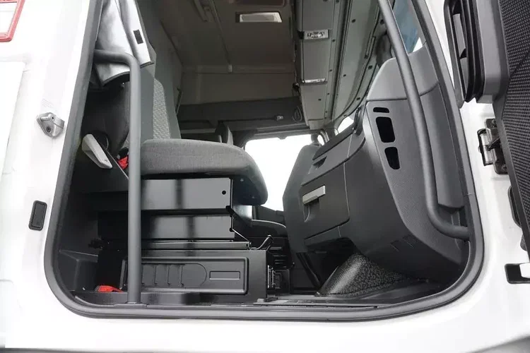 Renault / T 480 / EURO 6 / ACC / HIGH CAB / NOWY MODEL zdjęcie 28