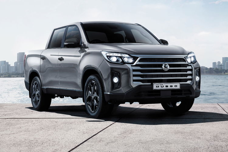 SSANGYONG Musso Grand 2.2 e-XDi Adventure 4WD zdjęcie 1