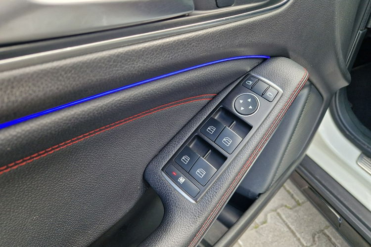 Mercedes GLA 220 2.2 177 Km Pakiet AMG Doinwestowany Stan BDB 4x4 zdjęcie 17