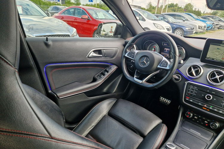 Mercedes GLA 220 2.2 177 Km Pakiet AMG Doinwestowany Stan BDB 4x4 zdjęcie 25