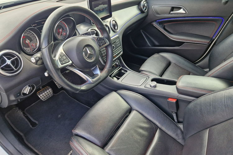 Mercedes GLA 220 2.2 177 Km Pakiet AMG Doinwestowany Stan BDB 4x4 zdjęcie 8