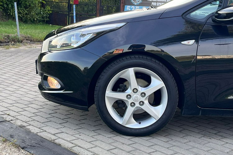 Kia Cee'd Benzyna Gwarancja Niski Przebieg zdjęcie 17