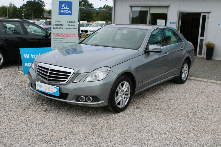 Mercedes E 200 E200 ELEGANCE Skóra 184HP Automat 79000km zdjęcie 1