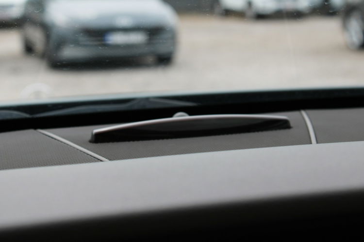 Mercedes E 200 E200 ELEGANCE Skóra 184HP Automat 79000km zdjęcie 23