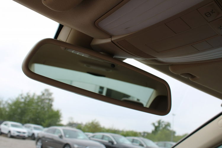 Mercedes E 200 E200 ELEGANCE Skóra 184HP Automat 79000km zdjęcie 30
