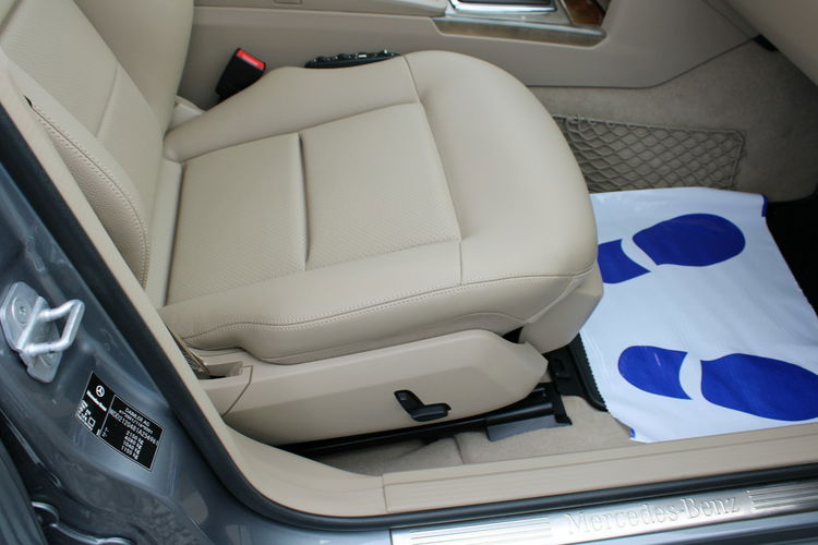 Mercedes E 200 E200 ELEGANCE Skóra 184HP Automat 79000km zdjęcie 34