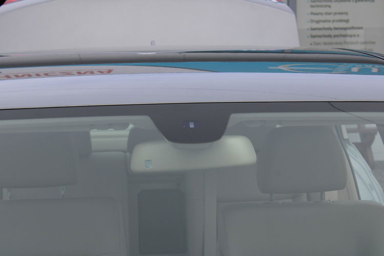 Mercedes E 200 E200 ELEGANCE Skóra 184HP Automat 79000km zdjęcie 36