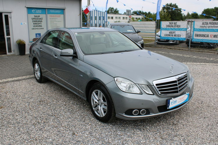 Mercedes E 200 E200 ELEGANCE Skóra 184HP Automat 79000km zdjęcie 3