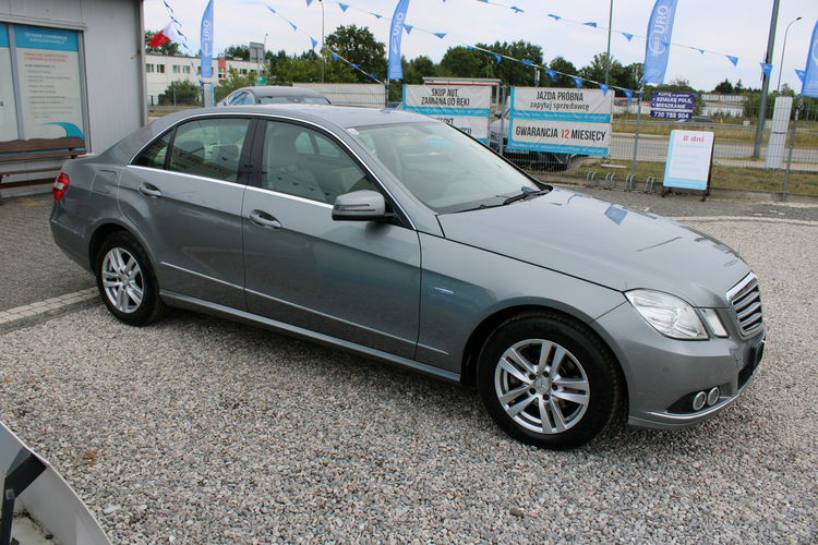 Mercedes E 200 E200 ELEGANCE Skóra 184HP Automat 79000km zdjęcie 4