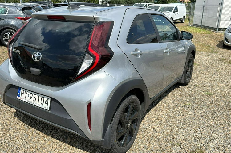 Toyota Aygo X automat, klimatronic, gwarancja - zarejestrowany zdjęcie 10