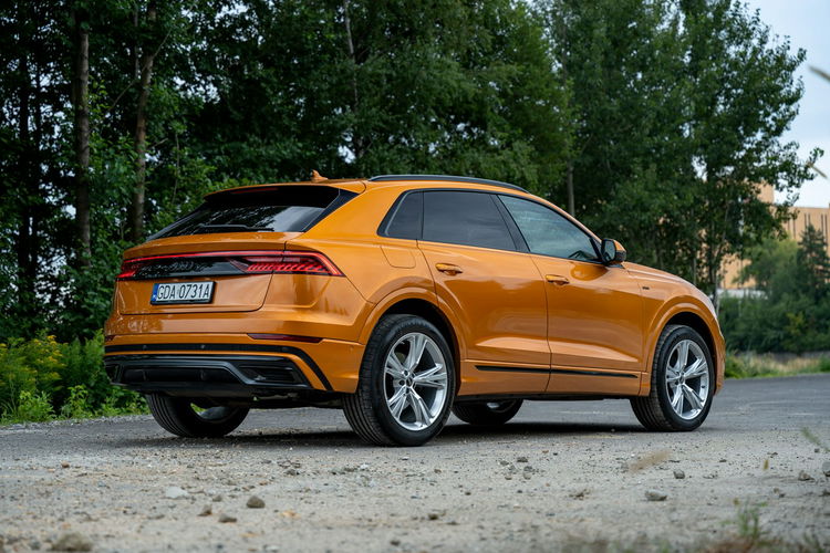 Audi Q8 zdjęcie 11