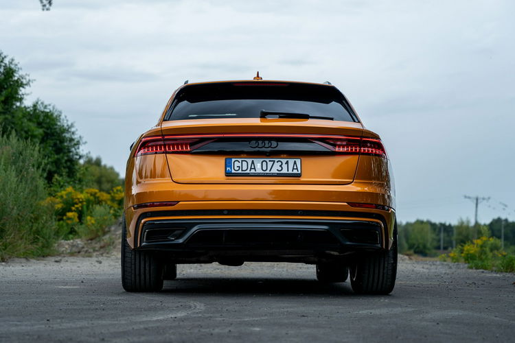 Audi Q8 zdjęcie 19