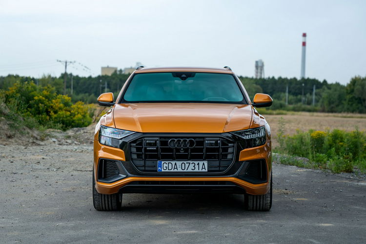 Audi Q8 zdjęcie 2