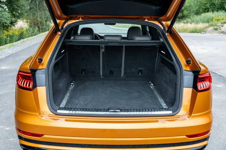Audi Q8 zdjęcie 22